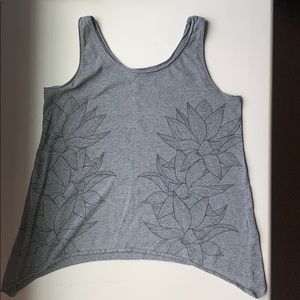 Old navy flower tank top